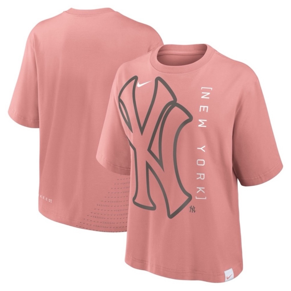 Nike New York Yankees pink Statement Boxy Tee